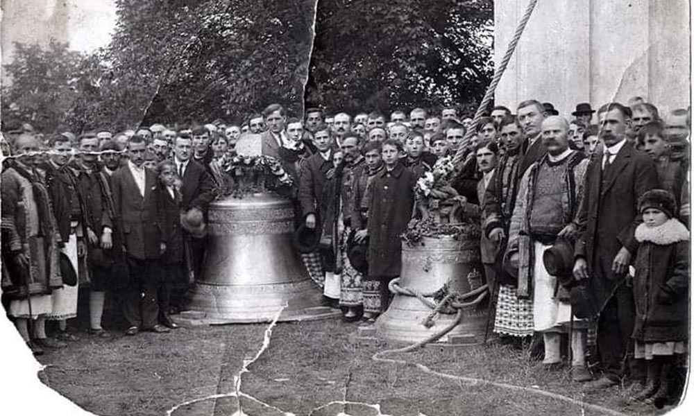 Sfințirea clopotelor B.O.R. din Petrovasâla în anul 1924