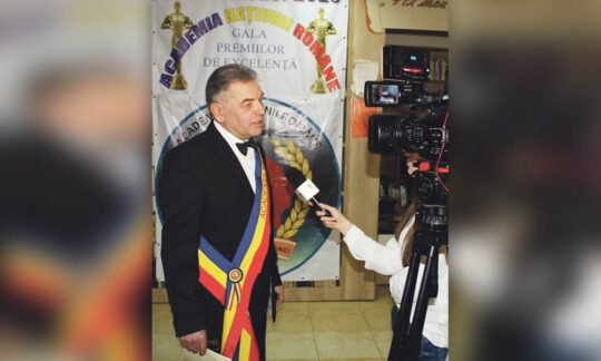 Scopul principal al Academiei este trezirea conștiinței naționale şi ridicarea nivelului de cultură al românilor de pretutindeni