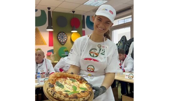 Ana Ianu a încântat juriu la concursul de pizza