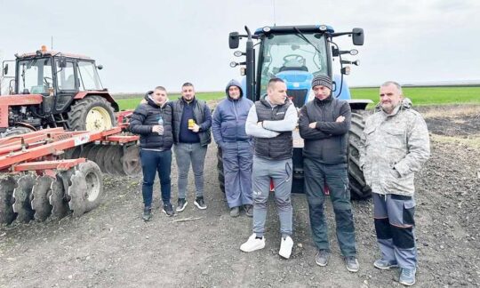 Un grup de 70 de agricultori din Sân-Mihai au participat la această acțiune